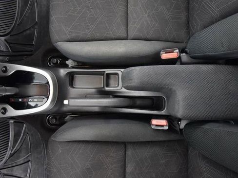 Used 2016 Honda Fit EX image 34