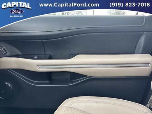 Certified 2024 Ford Expedition Limited image 28