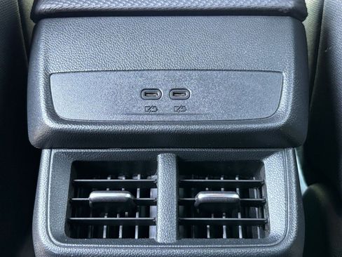 Used 2025 Chevrolet Equinox LT AWD/4WD image 23