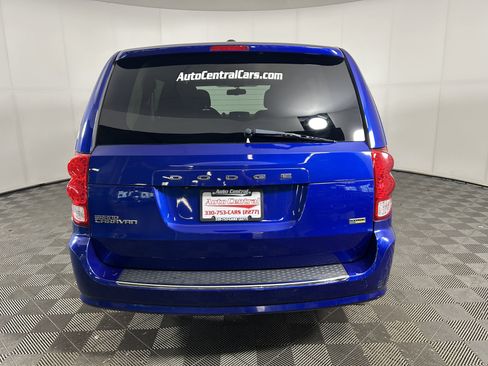 Used 2018 Dodge Grand Caravan SE w/ UConnect Hands-Free Group FWD image 7
