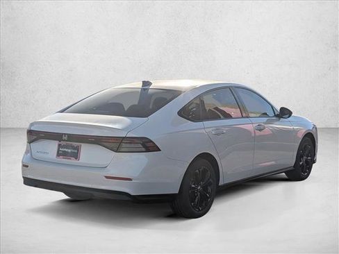 Used 2025 Honda Accord SE image 2