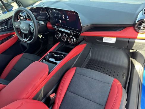 New 2026 Chevrolet Blazer EV RS image 35