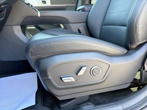 New 2026 Hyundai Santa Fe Limited AWD/4WD image 16