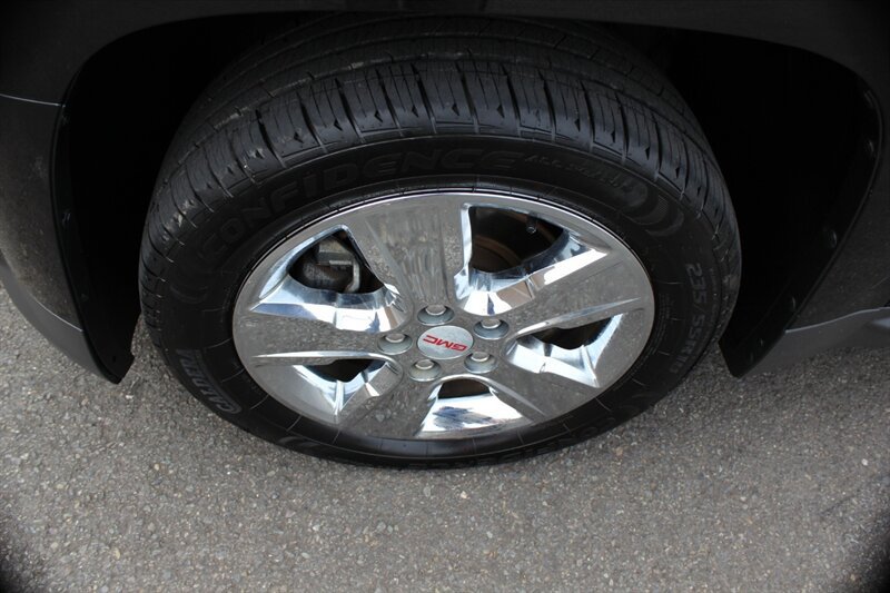 Used 2014 GMC Terrain SLT w/ Chrome Appearance Package AWD/4WD image 19