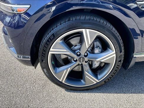 Used 2025 Genesis GV80 3.5T Prestige AWD/4WD image 11