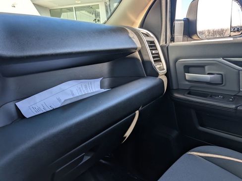 Used 2019 RAM 2500 Big Horn image 29