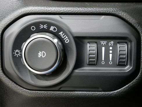 Used 2022 Jeep Wrangler Unlimited Sport image 15