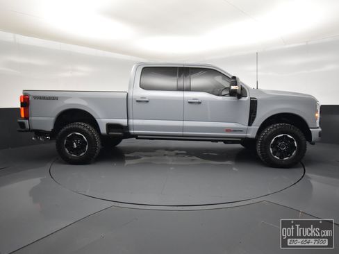 Used 2025 Ford F250 Platinum w/ Tremor Off-Road Package image 53