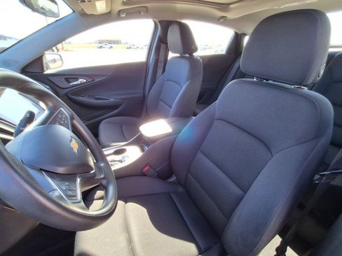 Used 2022 Chevrolet Malibu LT FWD image 11