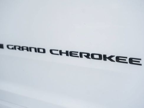 New 2026 Jeep Grand Cherokee L Limited AWD/4WD image 16