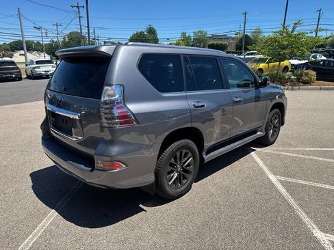 Used 2020 Lexus GX 460 Premium w/ Premium Package AWD/4WD image 12