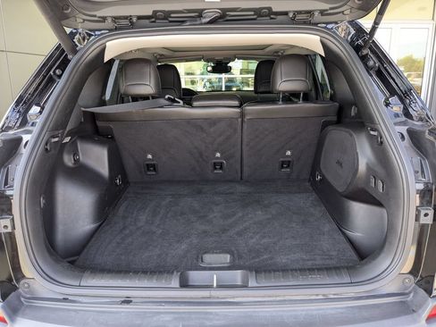 Used 2021 Jeep Cherokee Limited AWD/4WD image 14