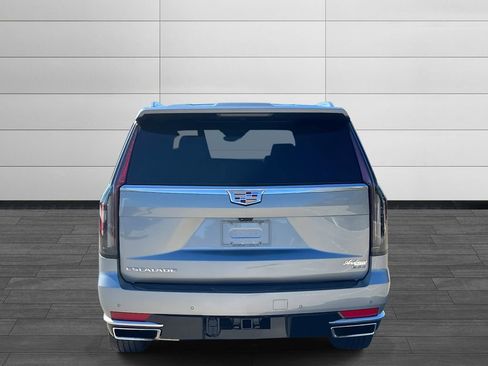 Certified 2024 Cadillac Escalade ESV Premium Luxury w/ Performance Package image 4