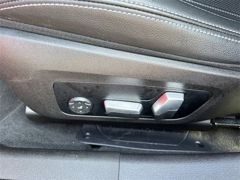 Used 2023 BMW 330i 330i image 21