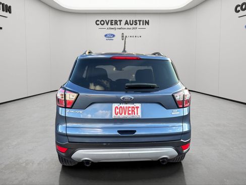 Used 2018 Ford Escape SE w/ SE Sync 3 Package FWD image 4