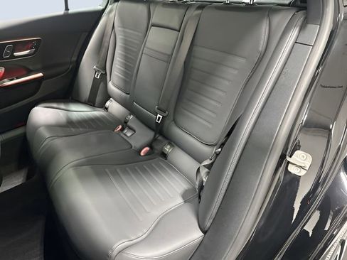 Used 2025 Mercedes-Benz C 300 4MATIC Sedan image 29