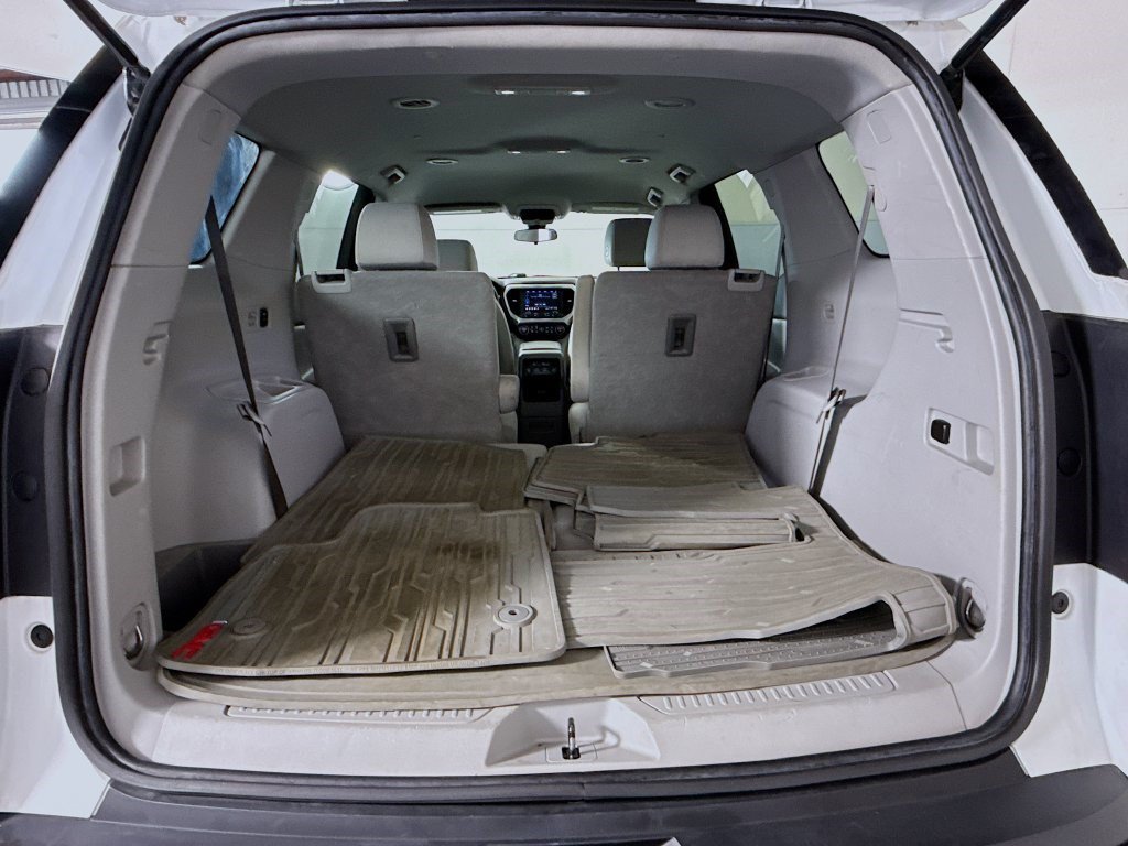 Used 2022 GMC Acadia SLE FWD image 34