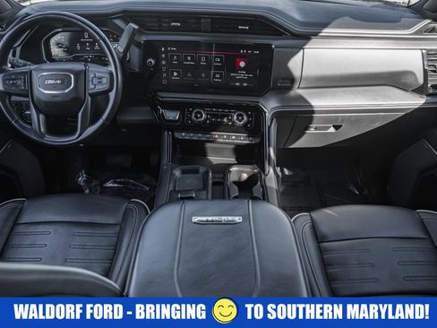 Used 2024 GMC Sierra 2500 AT4X w/ AT4X AEV Edition image 29