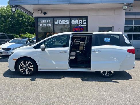 Used 2021 Honda Odyssey Touring image 31