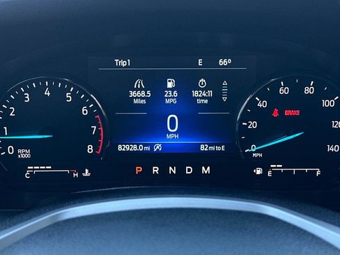 Used 2020 Ford Explorer XLT image 29