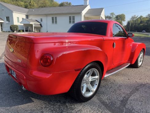 Used 2003 Chevrolet SSR w/ Preferred Equipment Group image 19