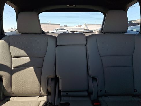 Used 2023 Honda Passport EX-L image 15