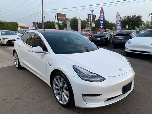 Used 2018 Tesla Model 3 Long Range image 7