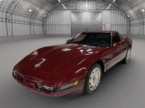 Used 1993 Chevrolet Corvette Convertible 2D image 1
