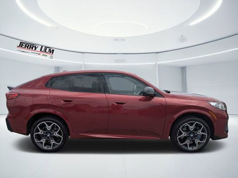 Used 2025 BMW X2 M35i w/ Premium Package AWD/4WD image 2