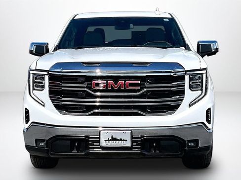 Used 2025 GMC Sierra 1500 SLT AWD/4WD image 2
