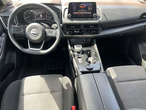 Used 2023 Nissan Rogue SV AWD/4WD image 13