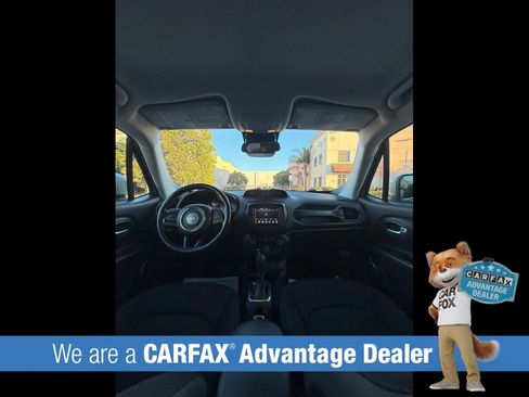 Used 2018 Jeep Renegade Altitude FWD image 34