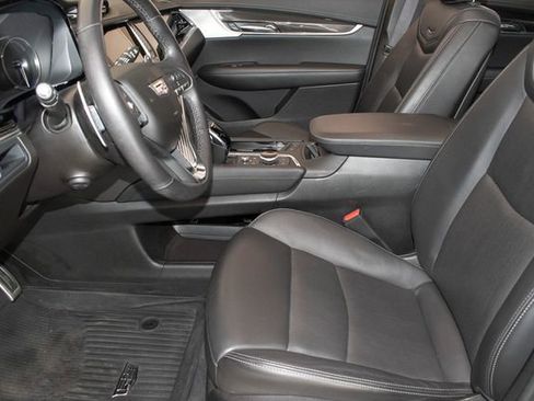 Used 2023 Cadillac XT6 Sport w/ LPO, Floor Liner Package AWD/4WD image 23