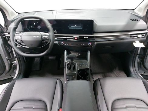 New 2026 Kia Sportage SX image 9