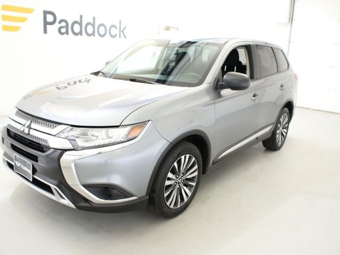 Used 2020 Mitsubishi Outlander ES AWD/4WD image 3