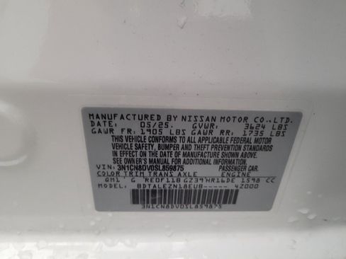 Used 2025 Nissan Versa S w/ Trunk Package FWD image 33
