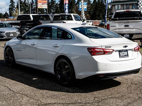 Used 2024 Chevrolet Malibu LT w/ Sport Edition FWD image 17