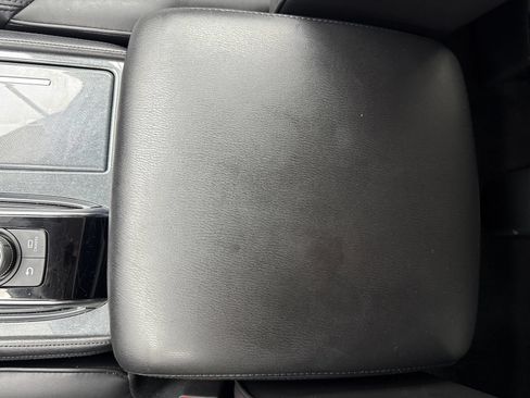 Used 2021 Nissan Armada SV RWD image 31
