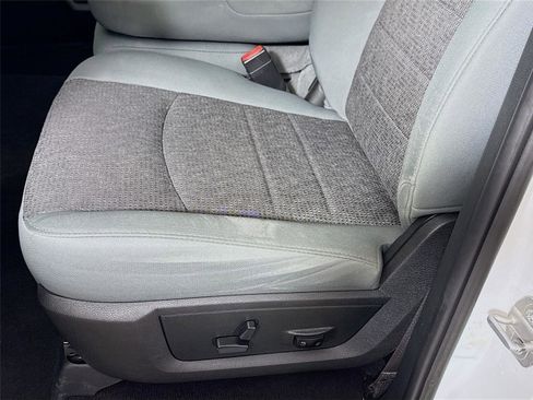 Used 2018 RAM 1500 Big Horn image 12