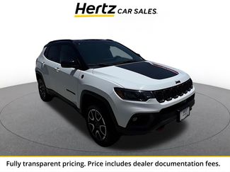 Used 2025 Jeep Compass Trailhawk AWD/4WD video 1