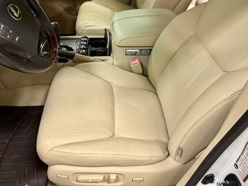 Used 2009 Lexus LX 570 4WD image 18