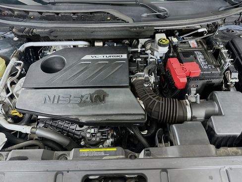 Used 2023 Nissan Rogue S image 31