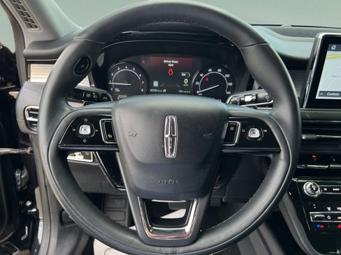 Certified 2020 Lincoln Corsair FWD image 10