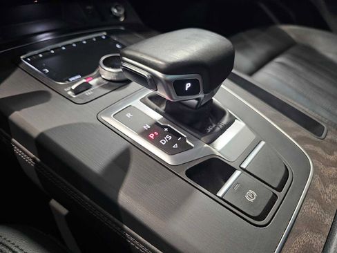 Used 2019 Audi Q5 Prestige AWD/4WD image 32