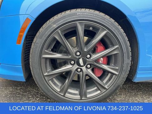 Used 2023 Cadillac CT4 V w/ Technology Package image 33