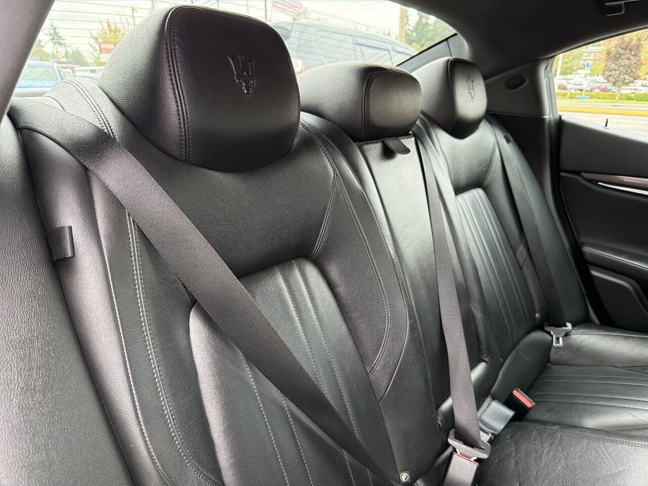 Used 2016 Maserati Ghibli S RWD image 20
