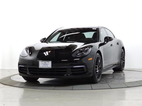 Used 2020 Porsche Panamera image 3