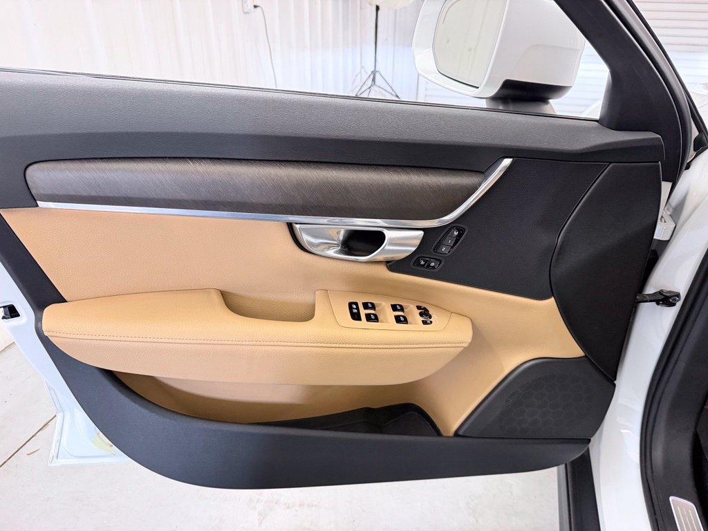 Used 2018 Volvo V90 T5 Cross Country w/ Convenience Package AWD/4WD image 10