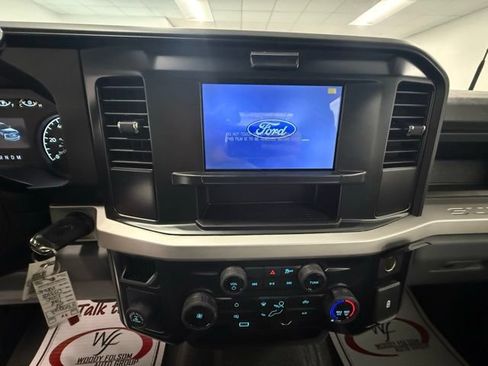 New 2026 Ford F250 XL w/ XL Chrome Package RWD image 15