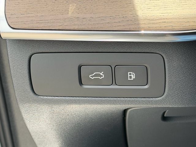 New 2026 Volvo XC90 T8 Core AWD/4WD image 24